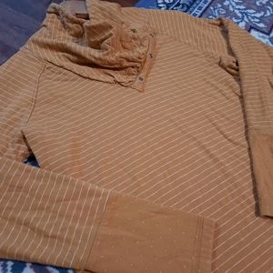 Columbia cowl neck long sleeve top